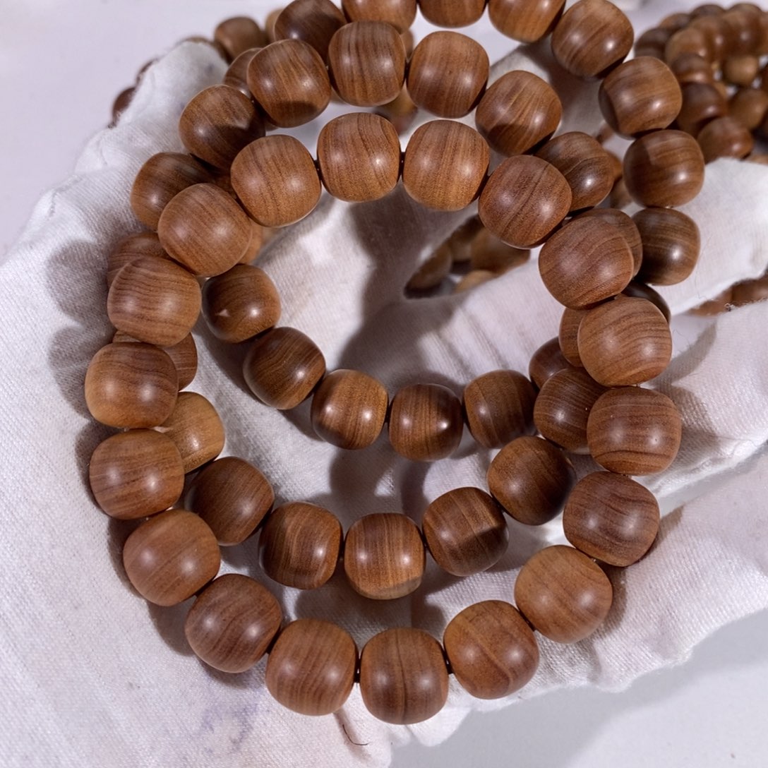 一***式檀香木无事牌横纹黑肉老料11*12大福利活动