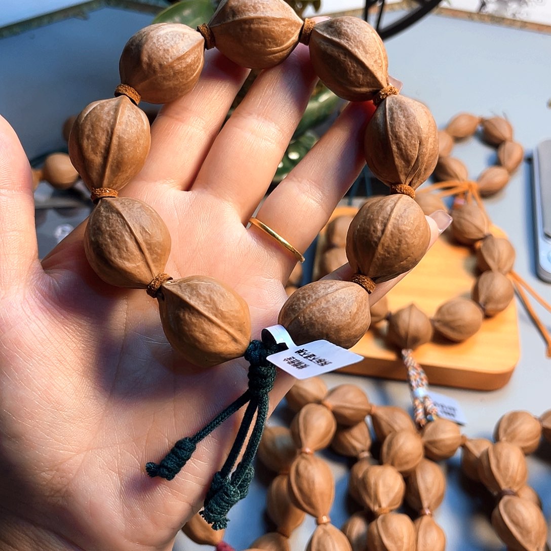 歇***吧手串/手链橄榄核21/28梅林铁核