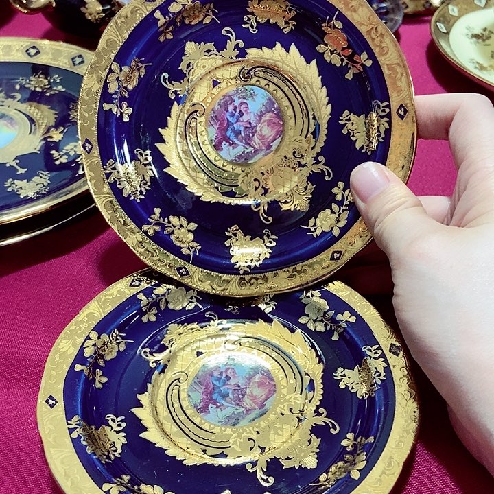 碗微瑕……………………………………2