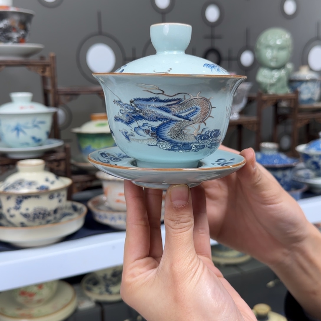 高温下的高温天气使其