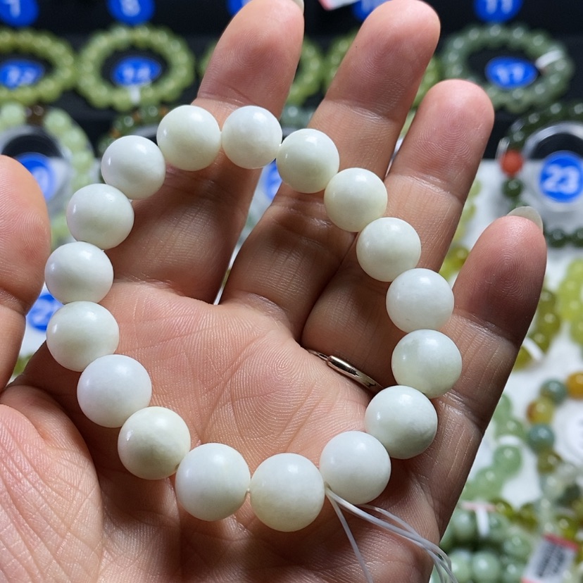 【闪购商品】未镶嵌蛇纹石玉手链卡12