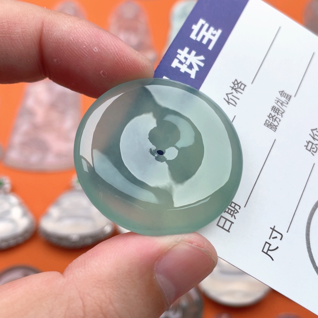 翡翠颈饰未镶嵌35.8/6.3