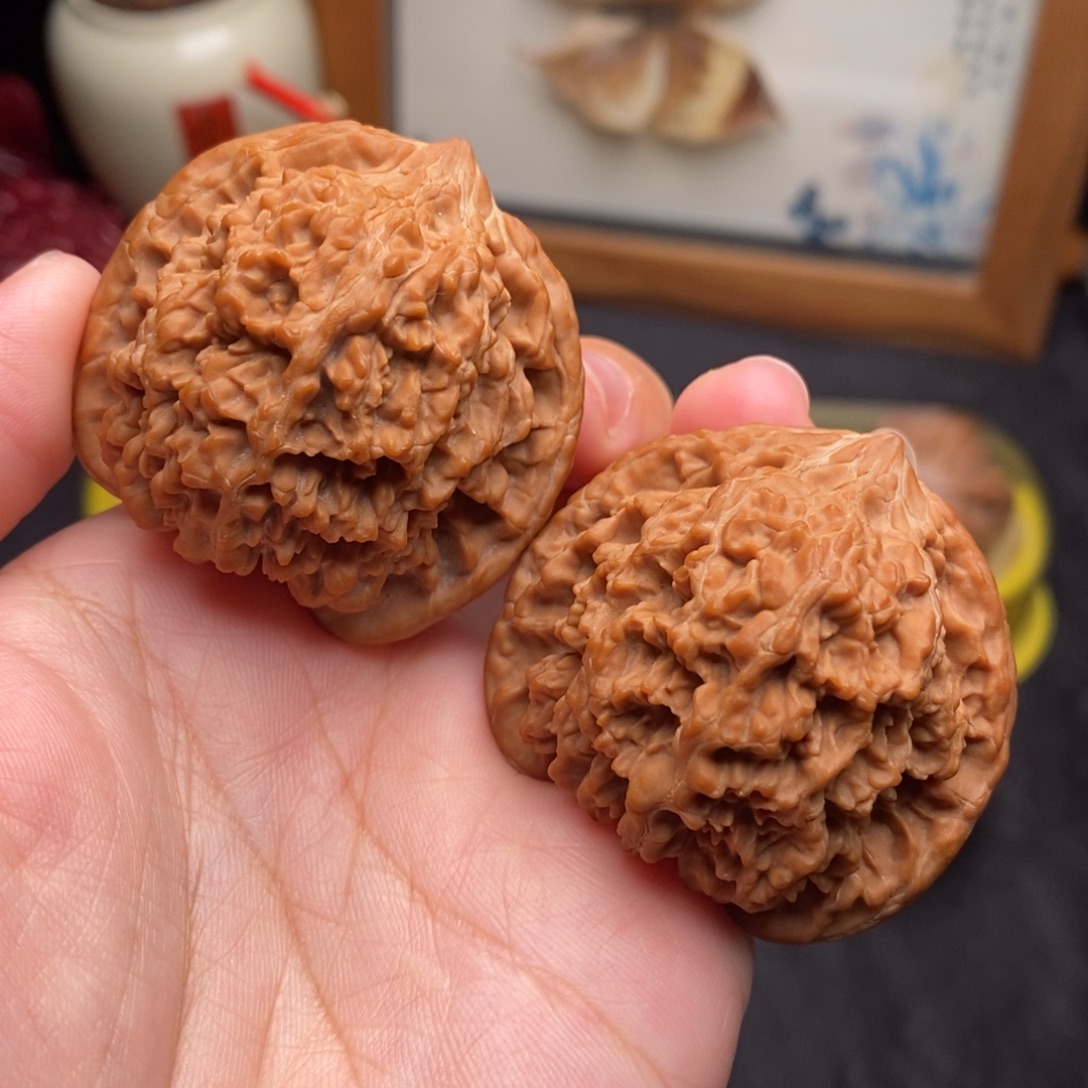 文玩核桃把件43.5满天星