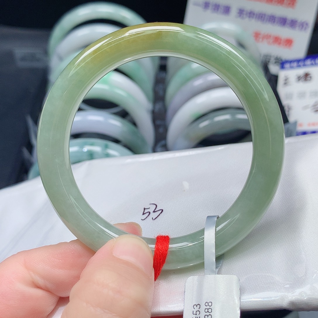 翡翠未镶嵌手镯215