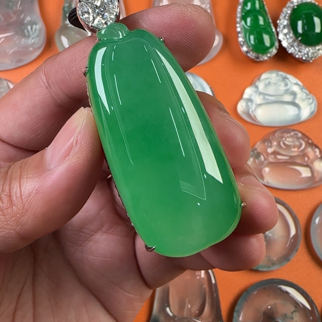 定制翡翠未镶嵌天然