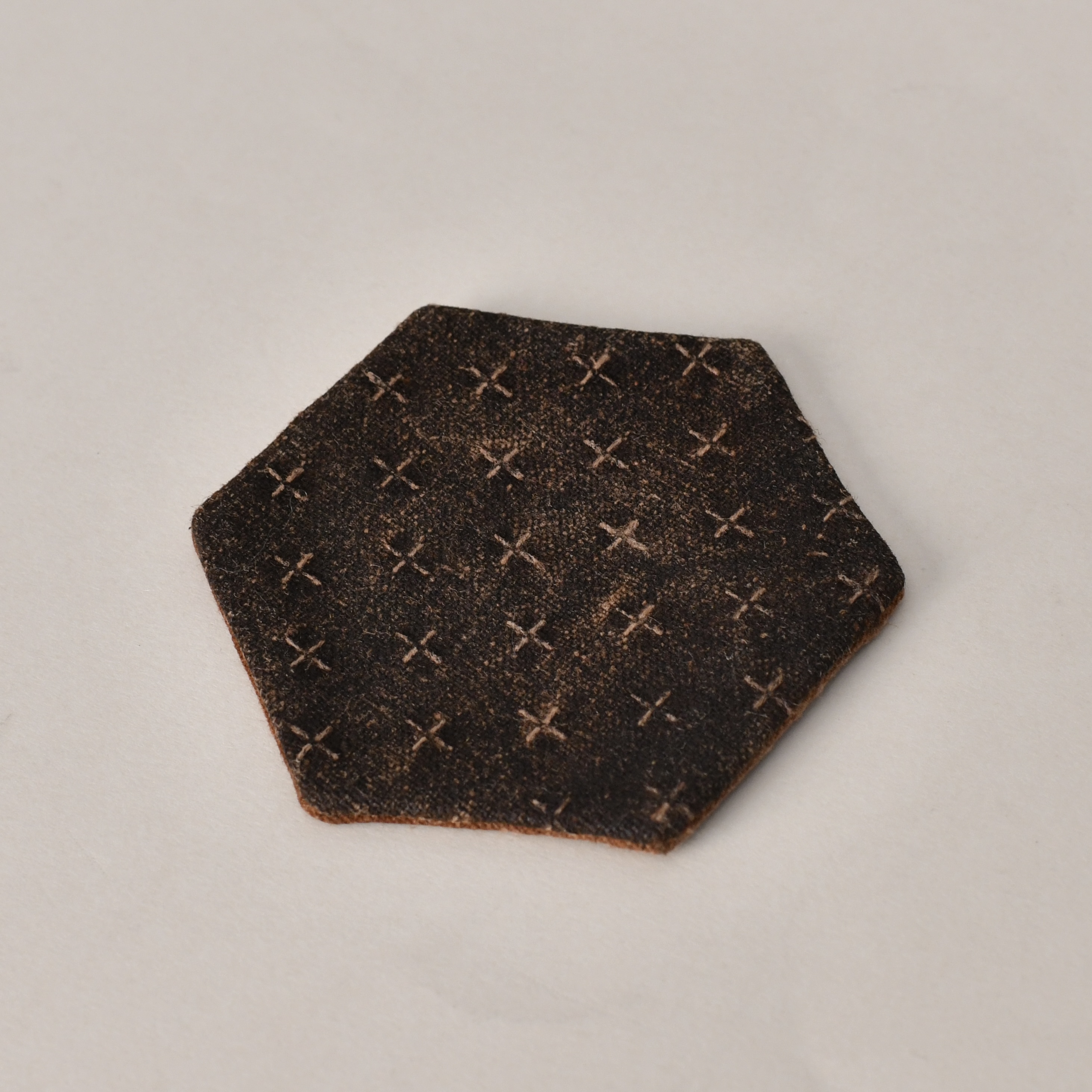 山屋沏老料香云纱十字纹圆茶席的小杯垫茶道壶垫9*9cm