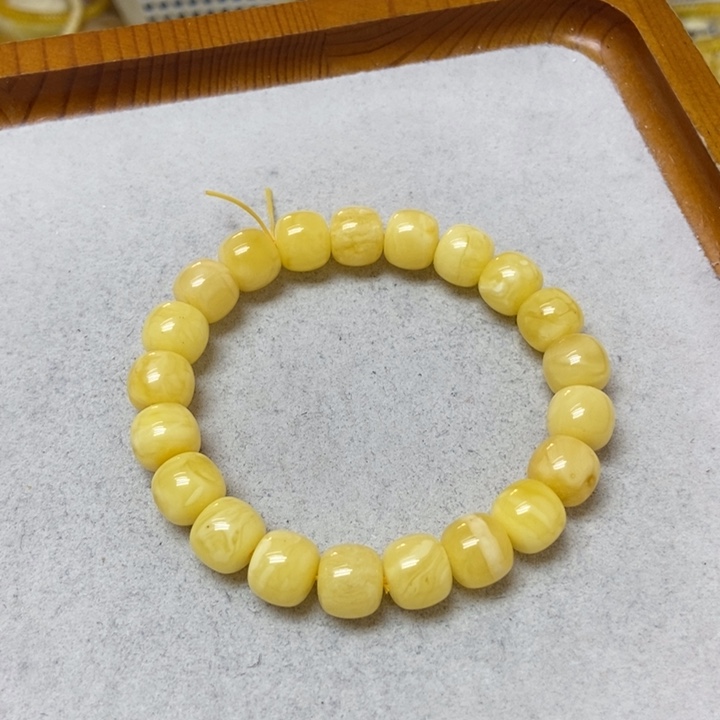 蜜蜡未镶嵌裸石手串