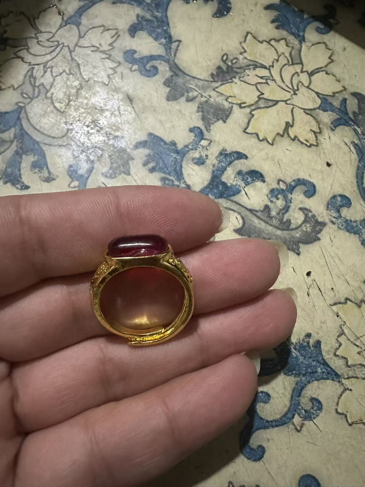 JZ-98活口红色金色精美气质镶嵌百搭戒指