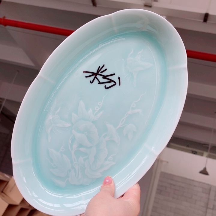 瓷片哈哈哈哈哈哈哈哈哈哈哈