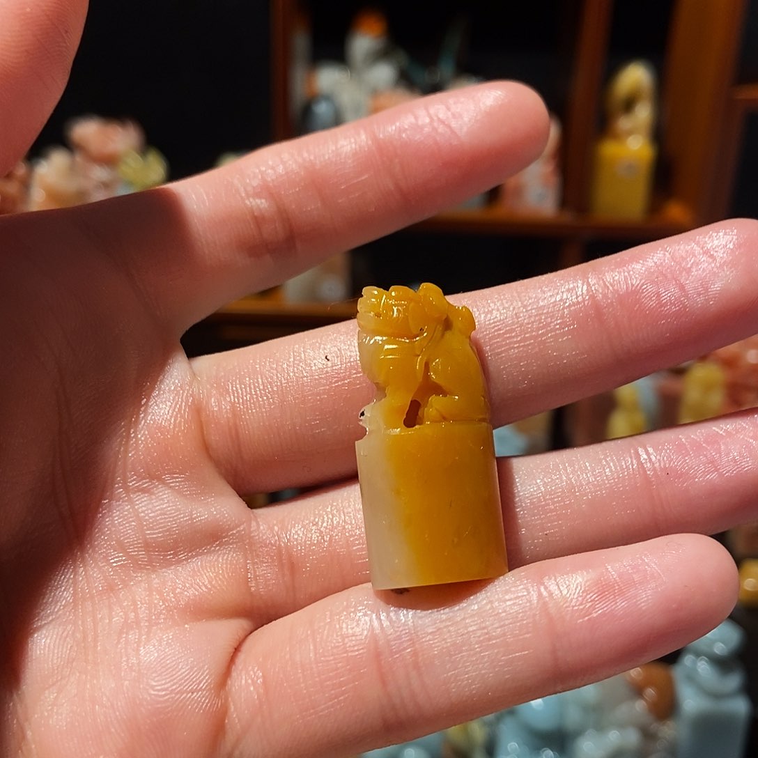 老挝石7667777777777777