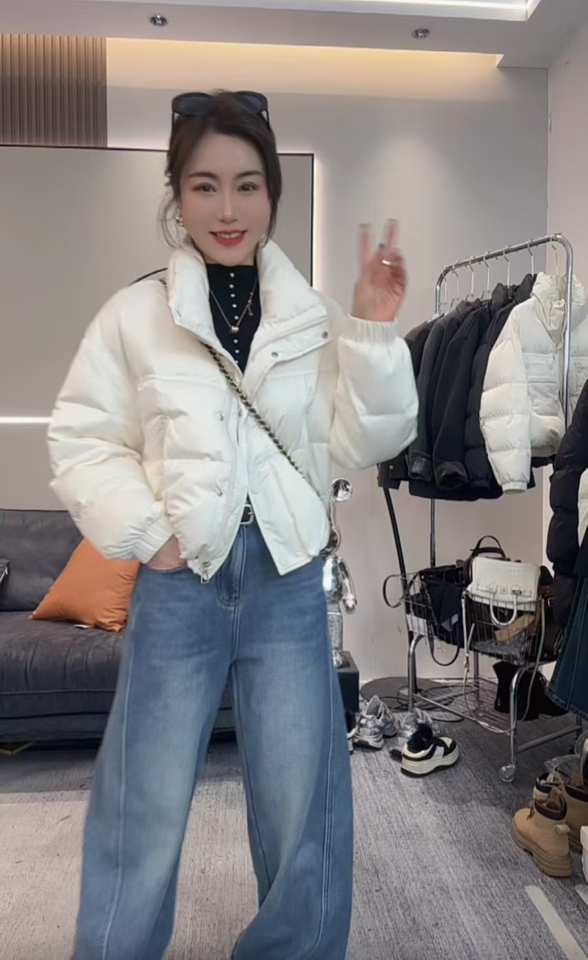 【黄小芳】休闲羽绒服Y8832