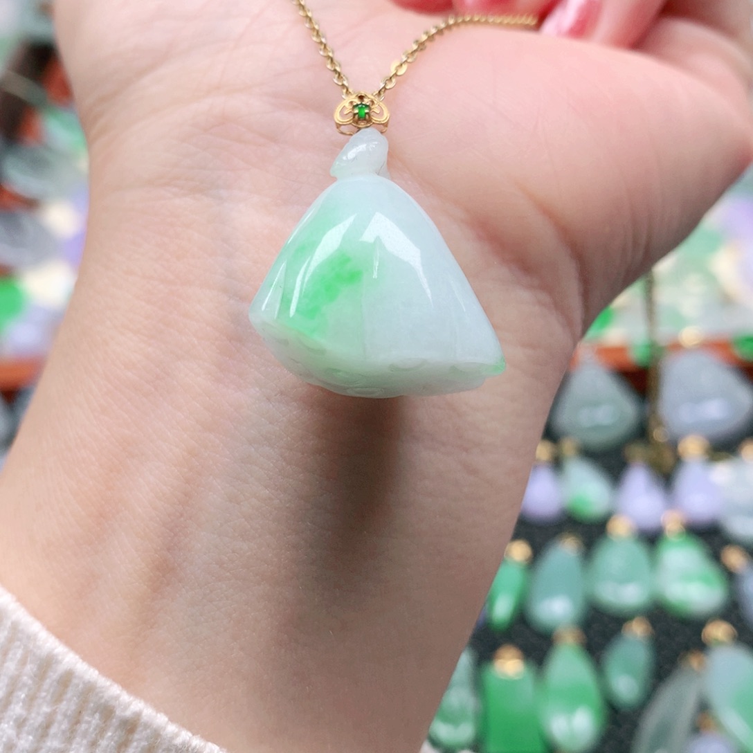 吊坠(不含链)18K金镶嵌翡翠