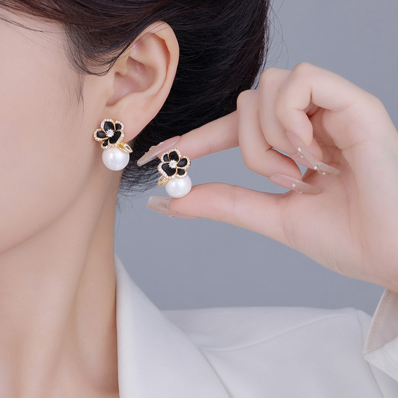 S925银针黑色玫瑰立体花朵锆石耳环时尚简约耳钉高