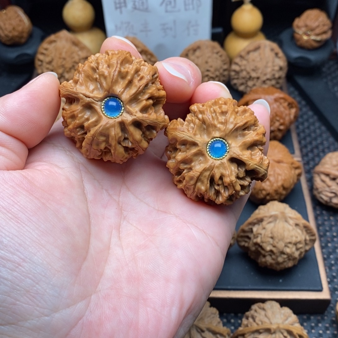 黑***k文玩核桃把件苹果