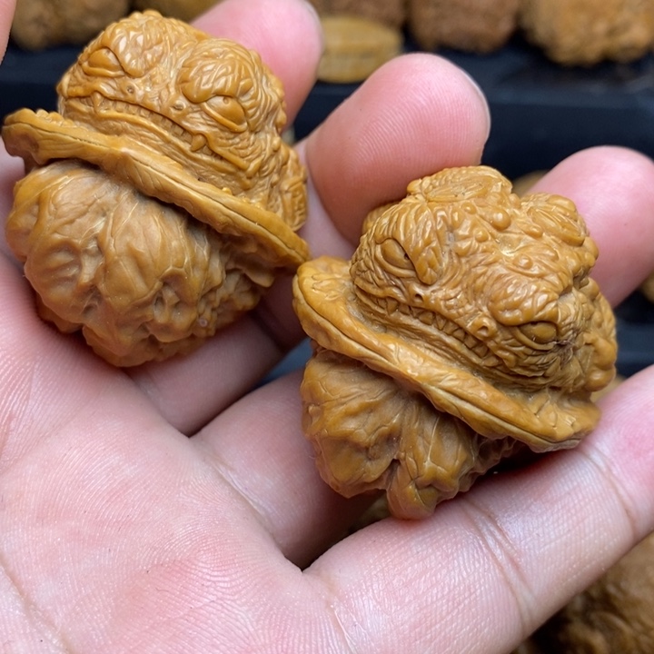 文玩核桃把件上**水金蟾