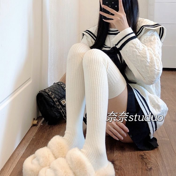 【四个赠品】女士秋冬加绒加厚过膝长筒袜奶白色