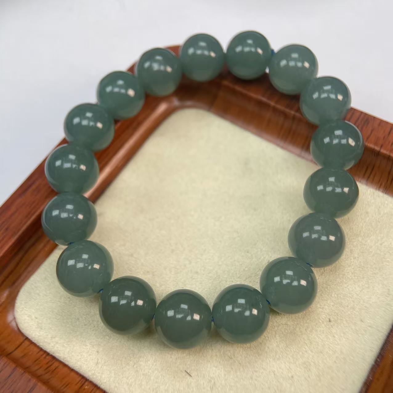 A59老蓝水12mm手串时尚百搭女款多样发货其一