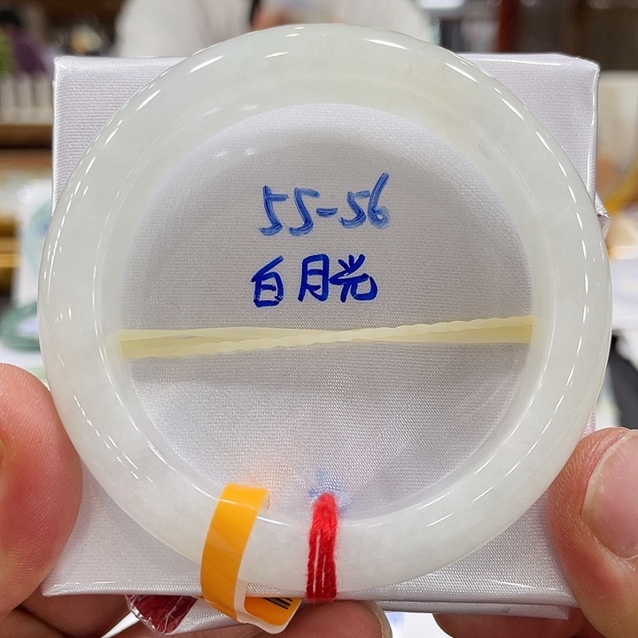 翡翠未镶嵌手镯翡翠