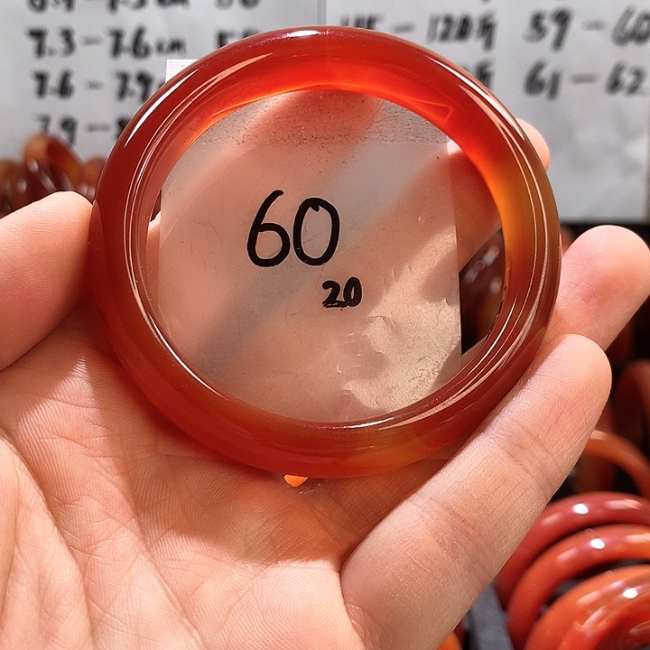 玛瑙/玉髓手镯未镶嵌