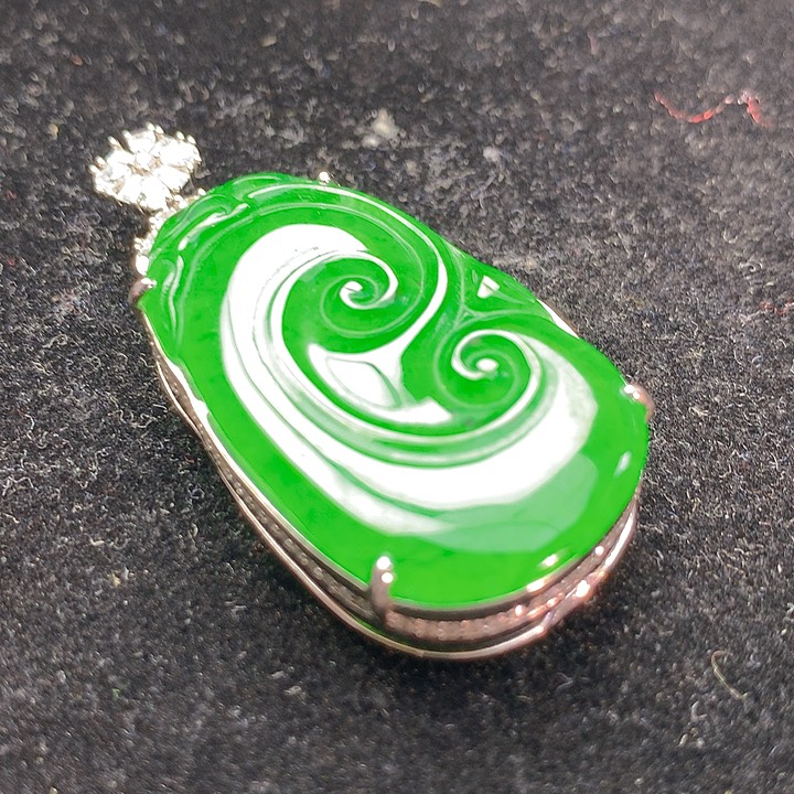 【闪购商品】翡翠未镶嵌颈饰翡翠