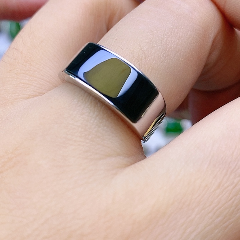 【闪购商品】银S925镶嵌戒指和田玉