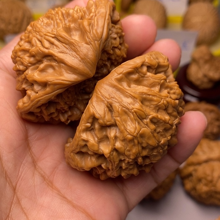 文玩核桃把件异型蛇