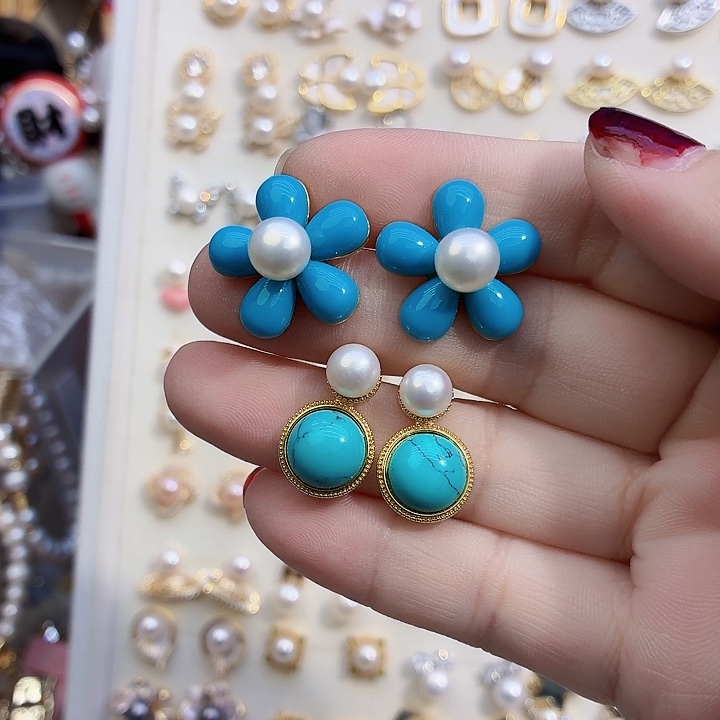 淡水珍珠合金耳饰