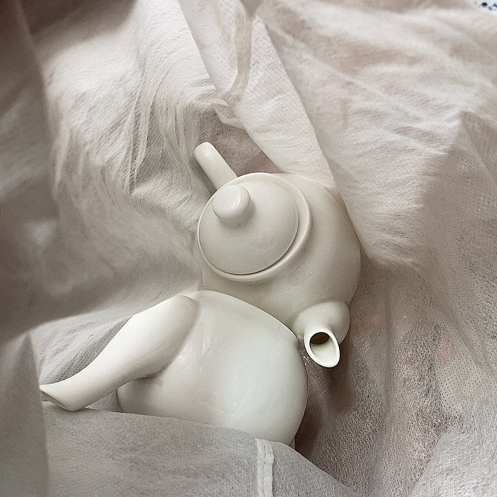 瓷片摇*阳瓷器哈哈哈哈哈哈哈