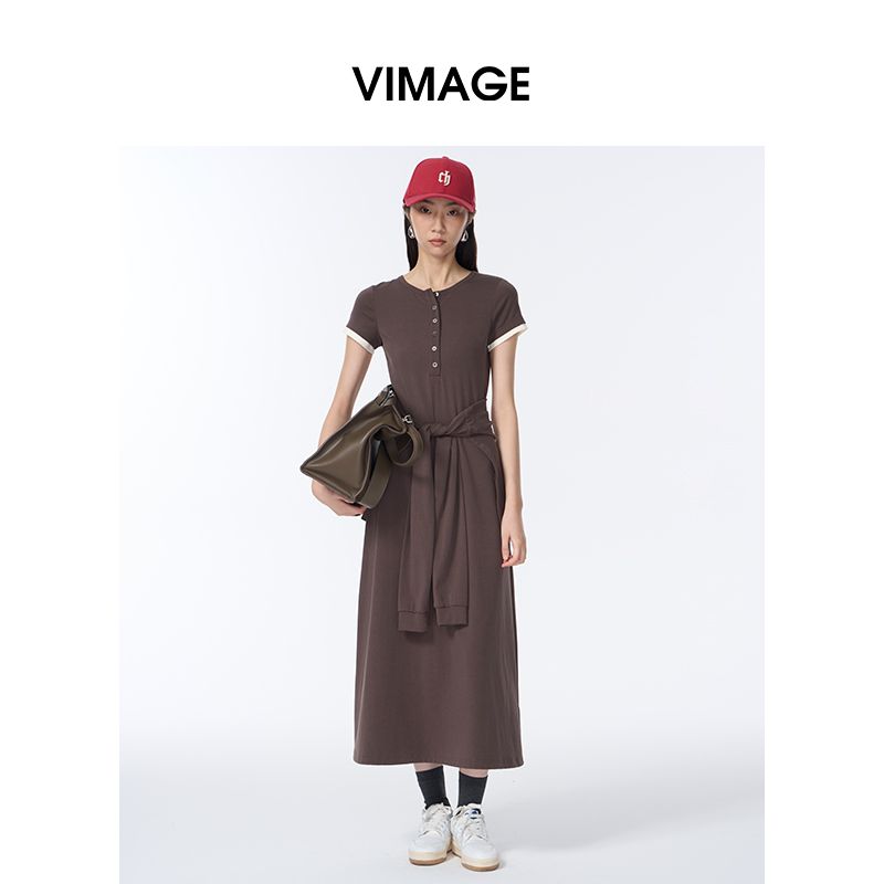VIMAGE纬漫纪2025休闲运动感棉时尚假两件咖色秋季连衣裙V2407103