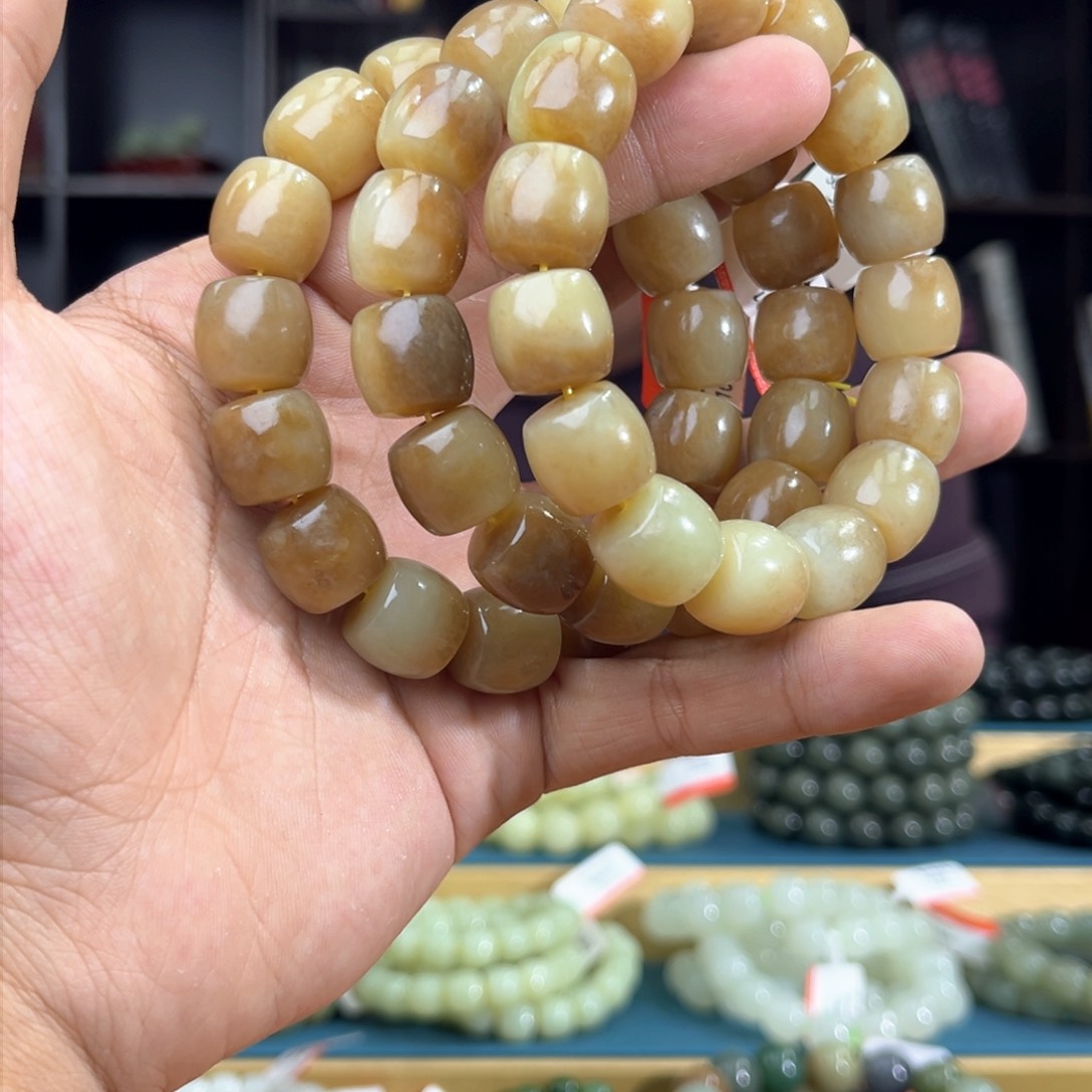 和田玉手串未镶嵌纯天然和田玉新疆若羌黄口料14多样性发其一