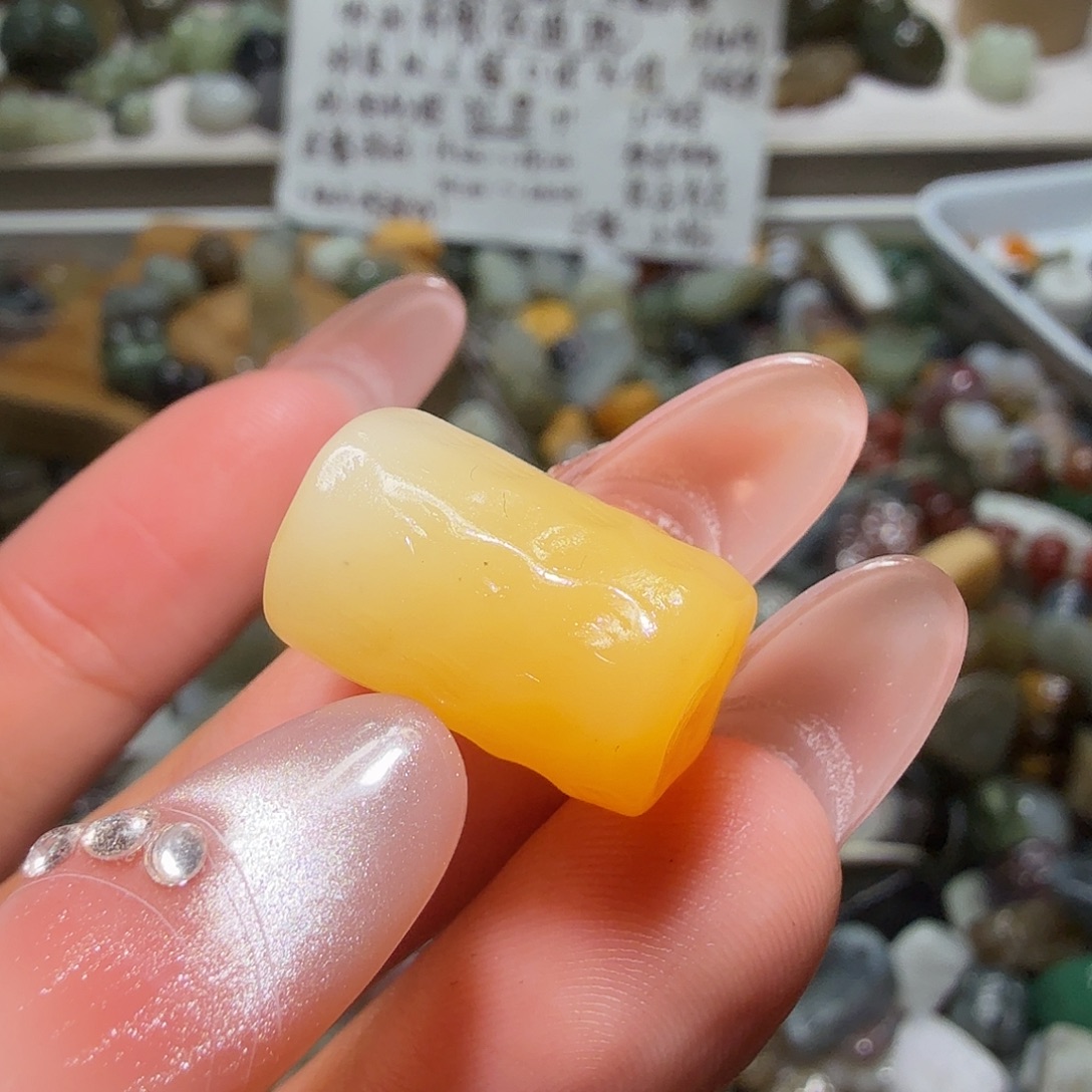 和田玉未镶嵌珠宝奇石