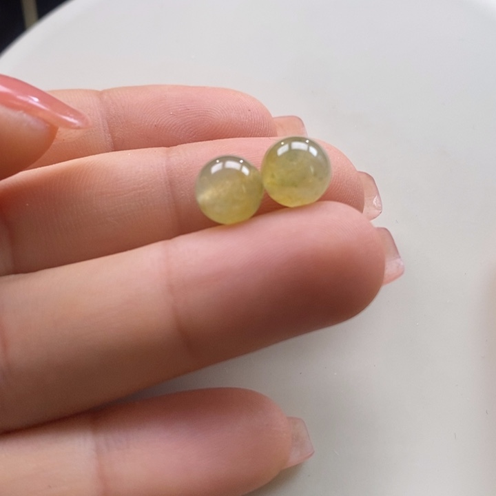 翡翠吊坠(不含链)未镶嵌翡翠黄飘花小珠随机发一件