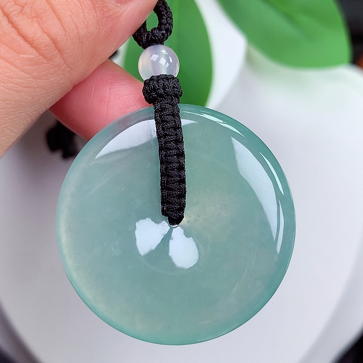 颈饰未镶嵌翡翠平安扣 35.6x6.0mm