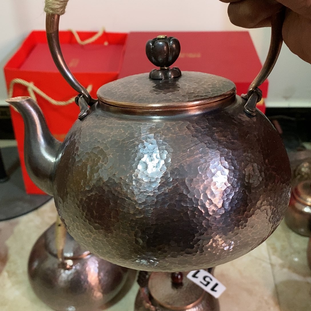 复古大壶手工锻打工艺