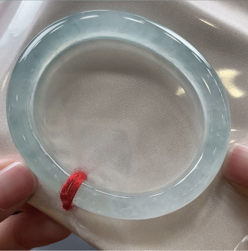 缅甸天然A货翡翠冰透贵妃