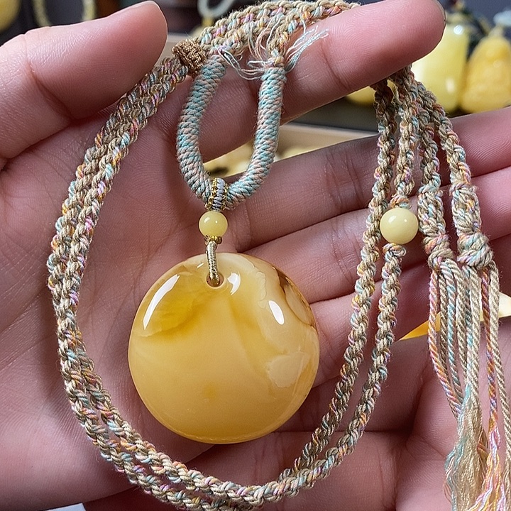 琥珀未镶嵌裸石公主扣