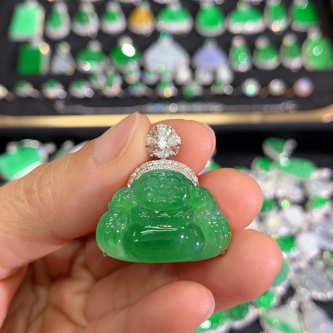 小***王翡翠18K金镶嵌吊坠(不含链)