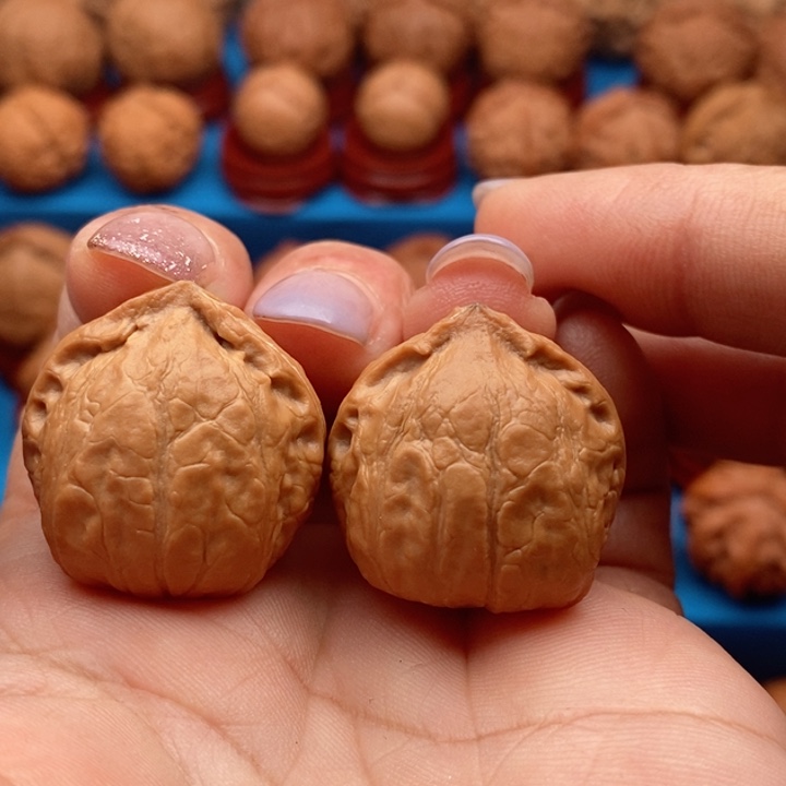 文玩核桃把件精品文玩手捻