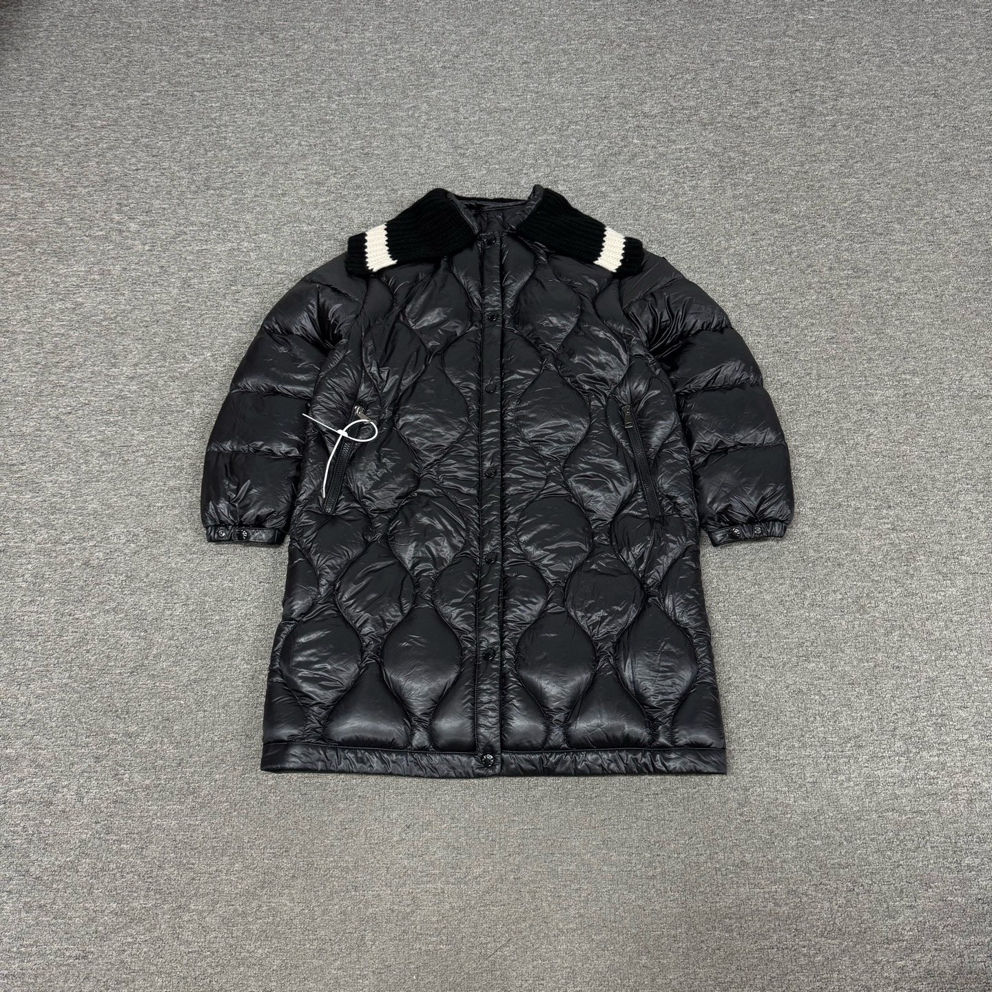 99新 MONCLER 绗缝 拼接针织大翻领 长款羽绒服 1码 99新