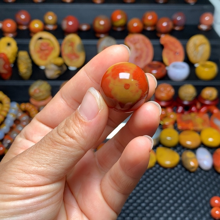 玛瑙/玉髓1未镶嵌25战国红