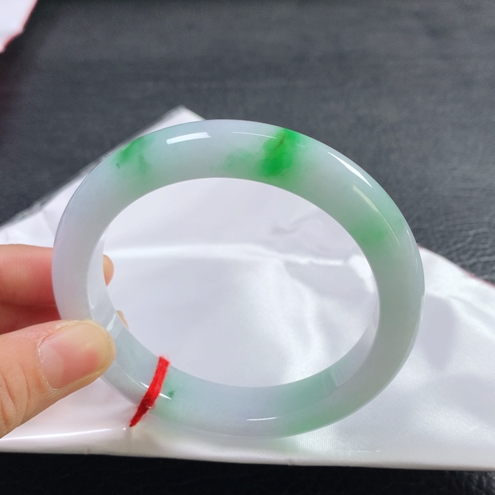 翡翠未镶嵌手镯61➕