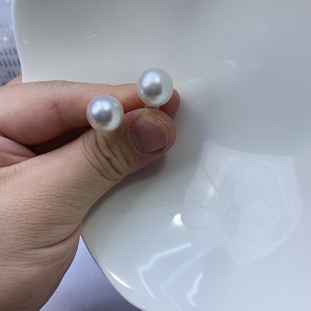 耳饰海水珍珠18K金镶嵌
