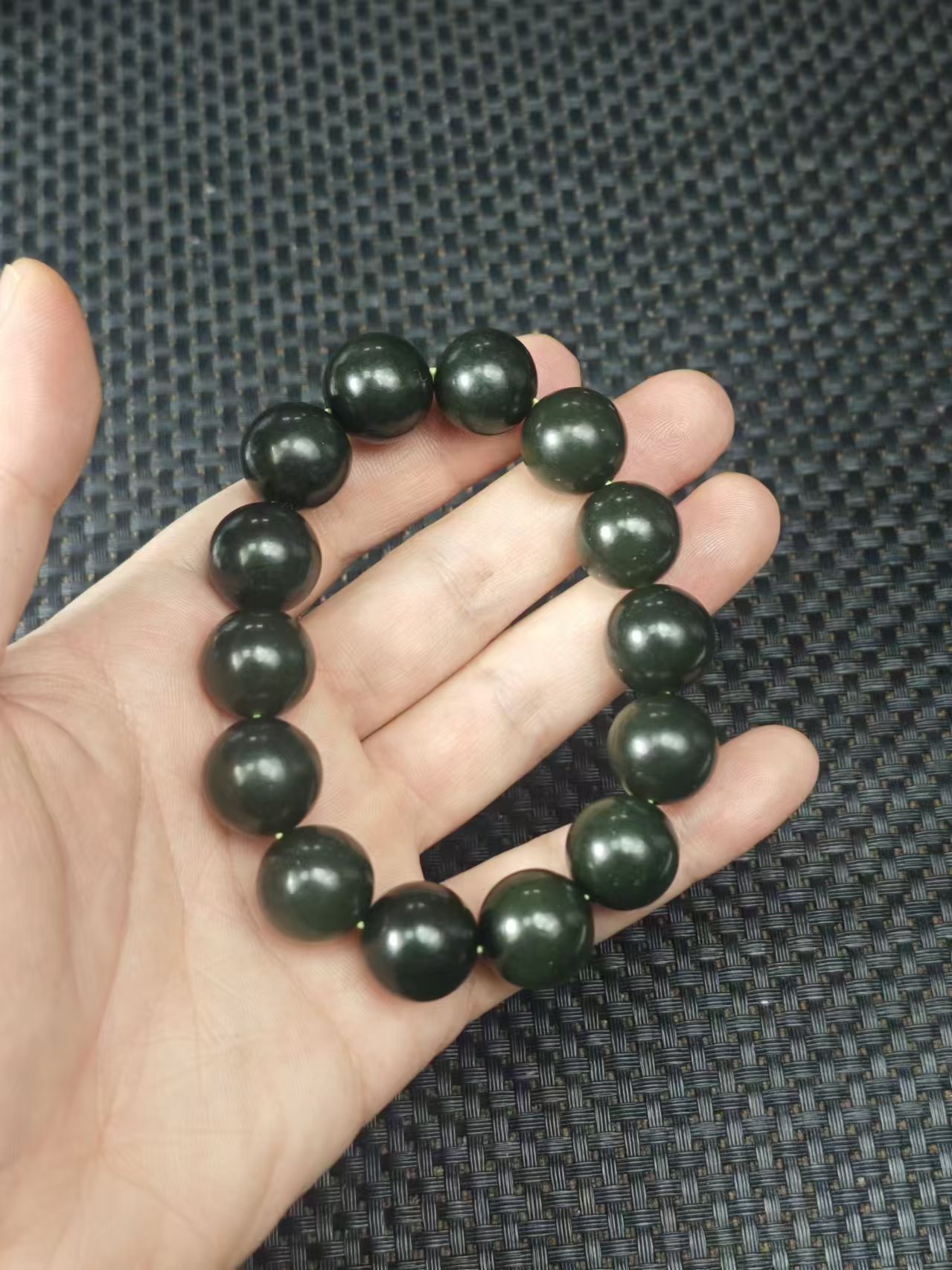 天然和田玉老料卡16mm圆珠单圈手串1.22清货3