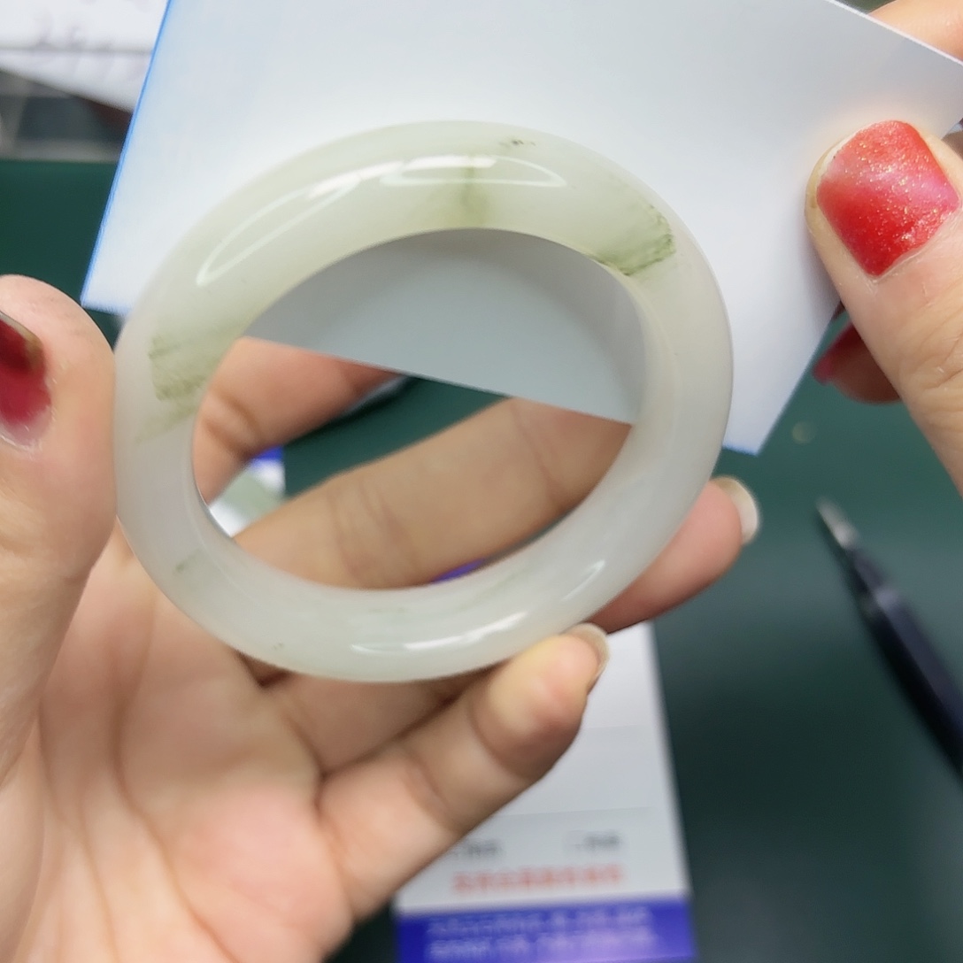 石英质玉未镶嵌手镯23/5152