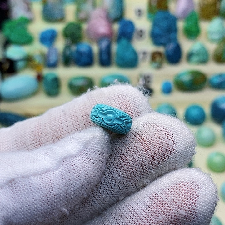 绿松石配饰未镶嵌