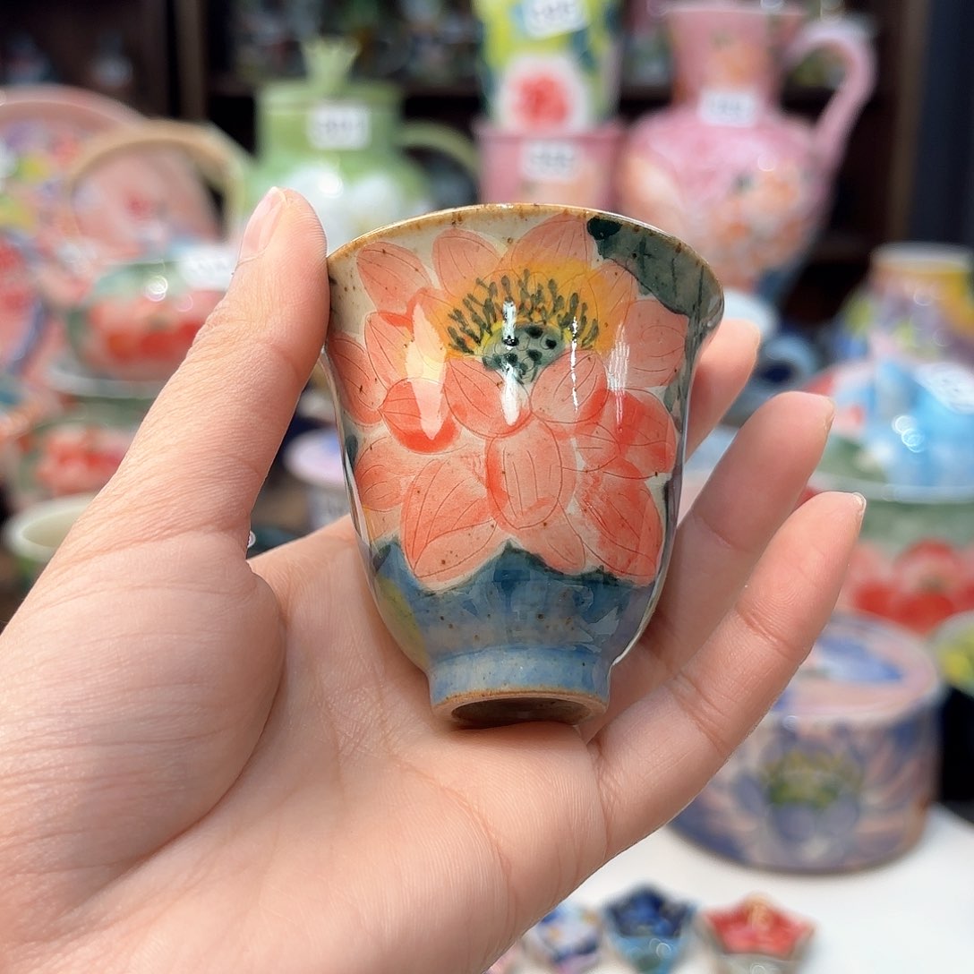 瓷片兔兔好de a k l k l k lv tu t