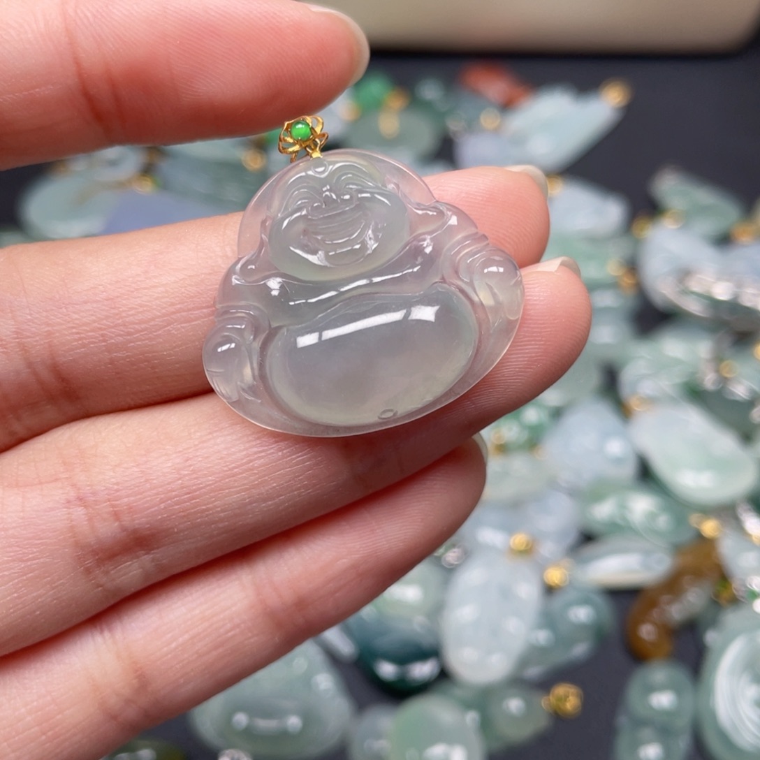 翡翠颈饰18K金镶嵌翡翠