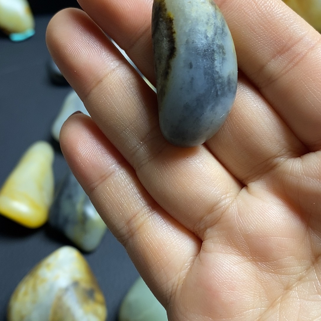 风***方和田玉未镶嵌挂件