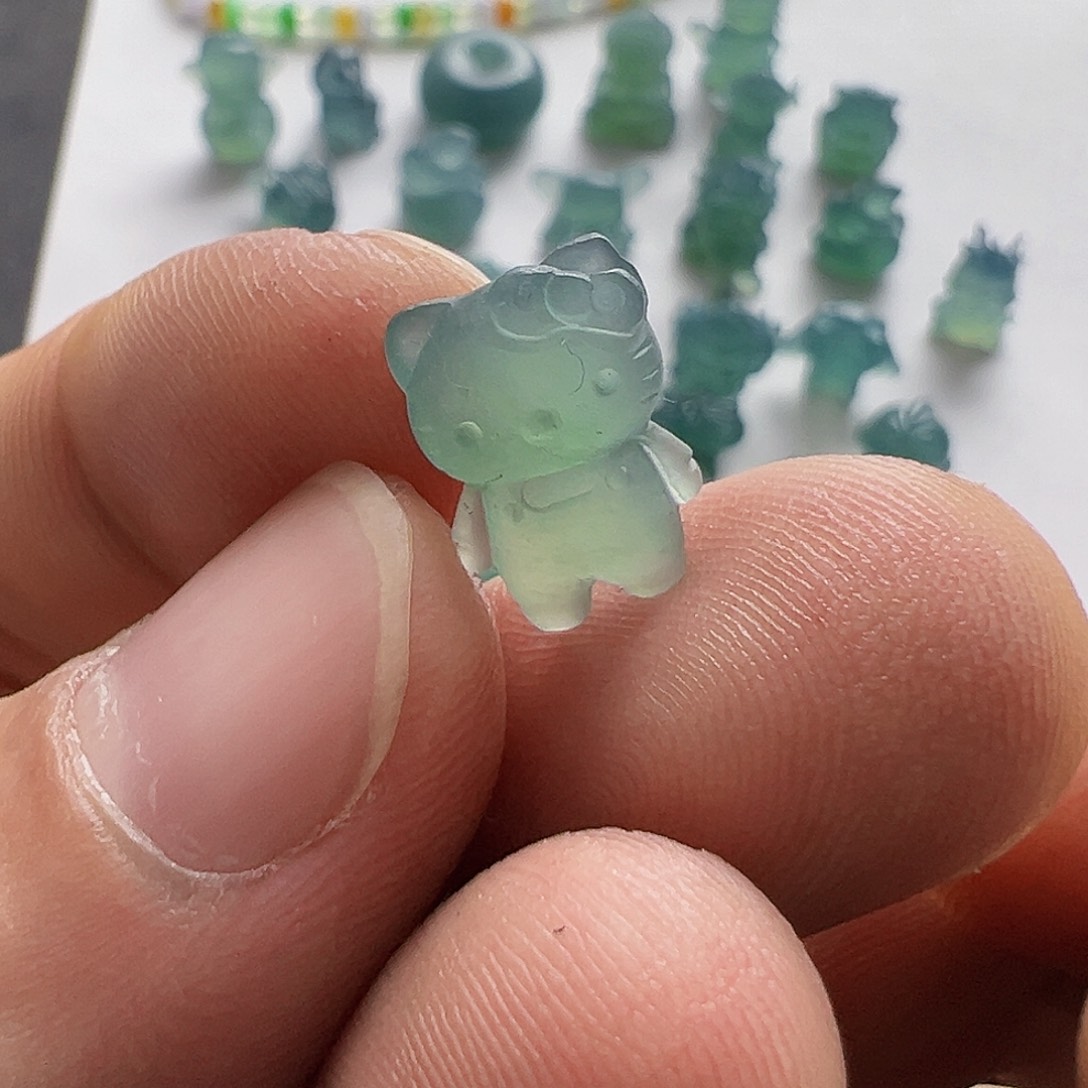 定制翡翠未镶嵌猫