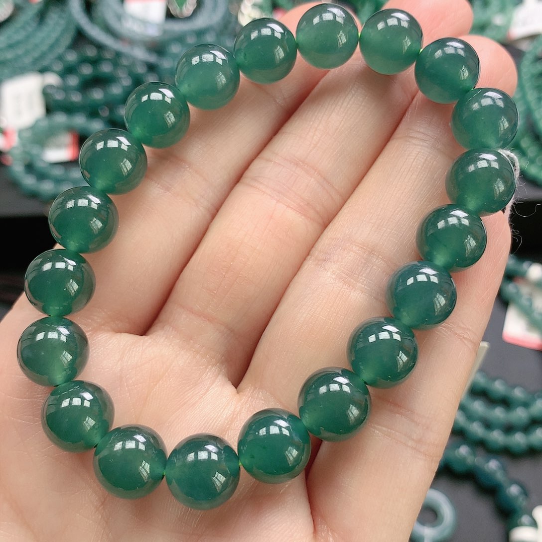 翡翠颈饰未镶嵌手串卡10